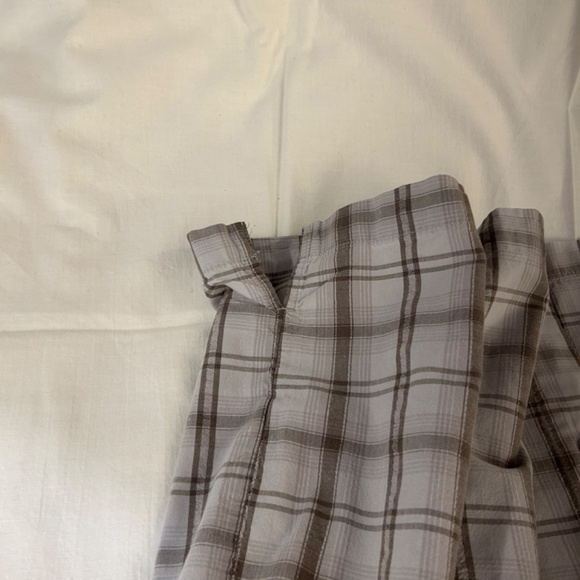 Men's Short Sleeve Casual Button Down Grey Plaid Shirt by Northcrest XL - Picture 3 of 6